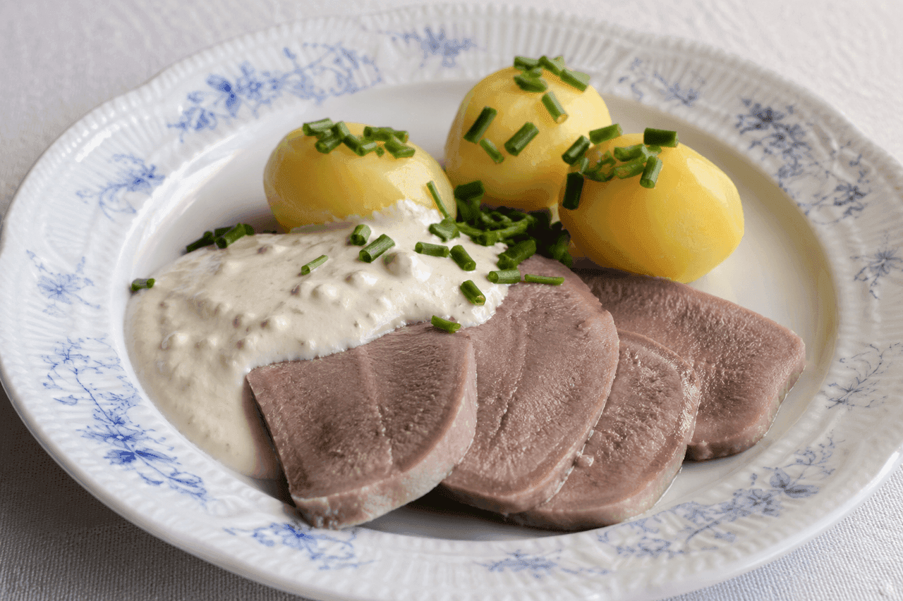 Tunga med pepparrotssås