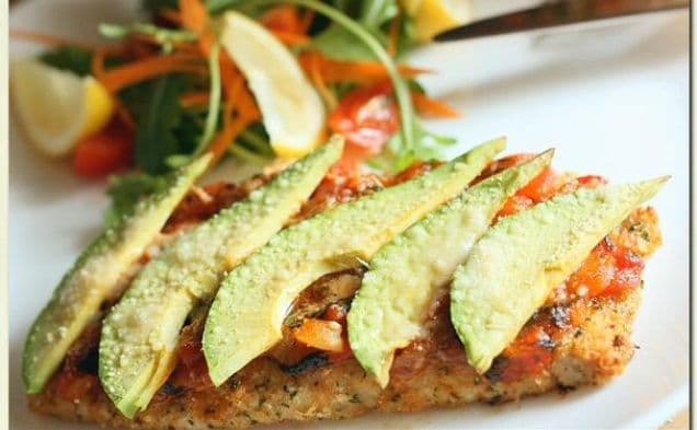 Avokado kycklingparmesan