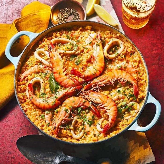 Arroz med gambas och kalamar