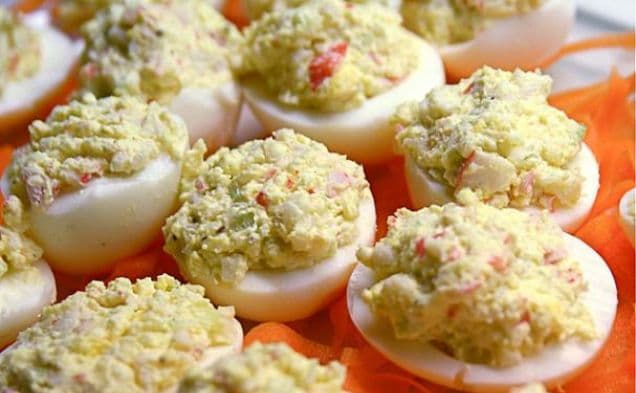 Djävulsägg med krabba