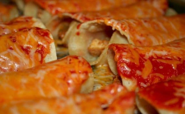 Autentiska kycklingenchiladas