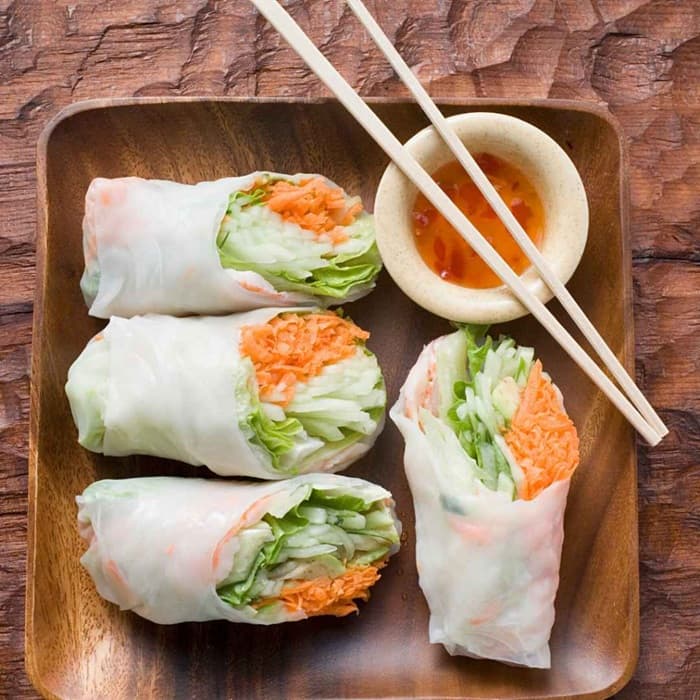 Wraps med laxnudlar