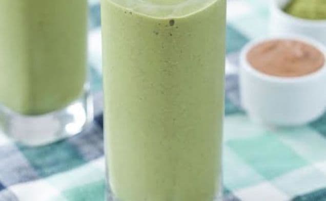 Powerhouse Mandel Matcha Superfood Smoothie