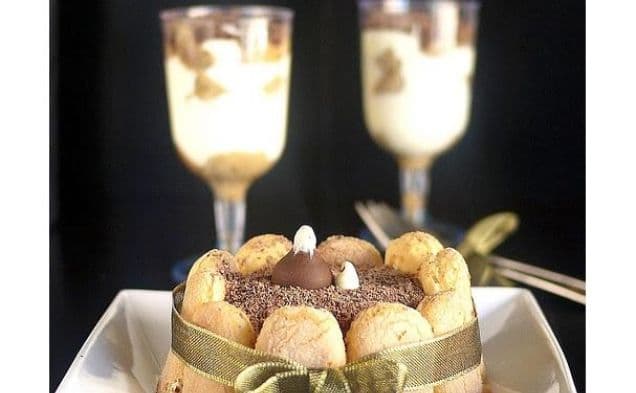 Charlotte Tiramisu-tårta med en hint av Baileys