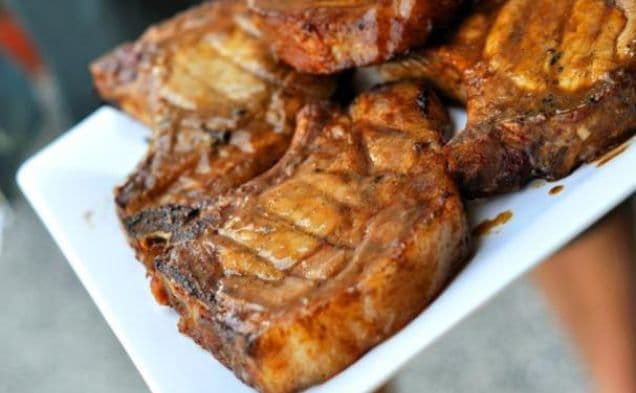 BBQ-fläskkotletter med söt senap