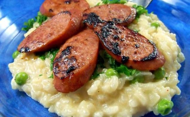 Krämig risotto med rökt kalkonkorv