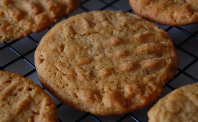 Jordnötssmör Sriracha Cookies