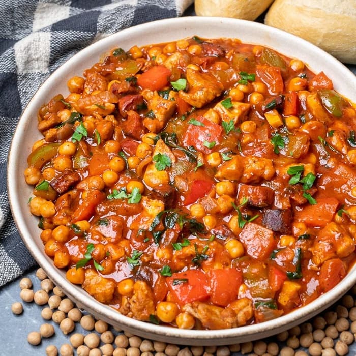 Spanska bönor med kyckling och chorizo