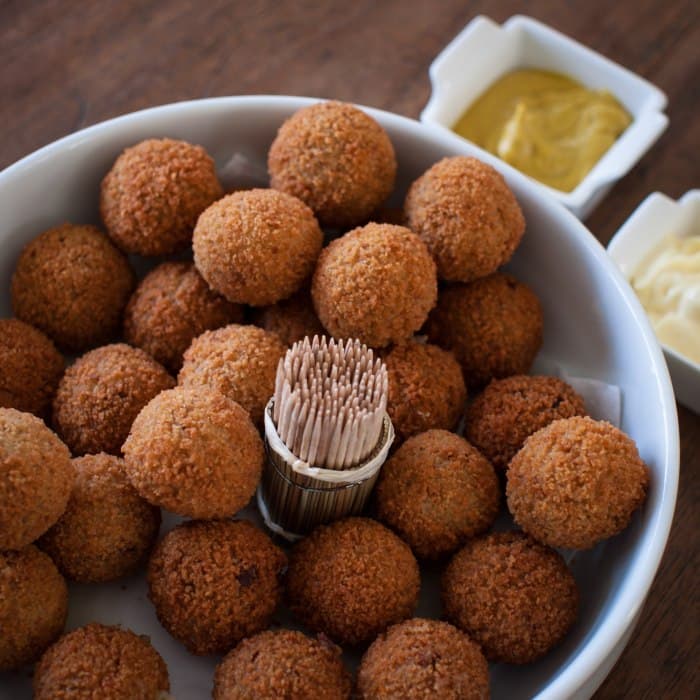 Bitterballen (holländska köttbullar)