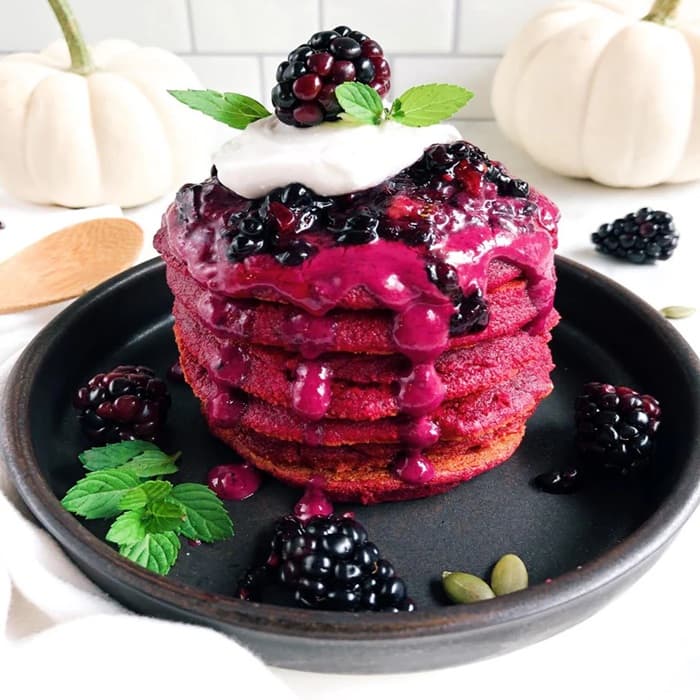 Pannkakor med rödbetor