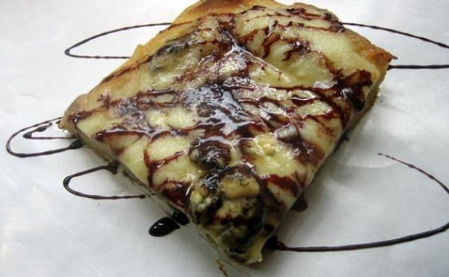 Stilton Balsamic Pizza